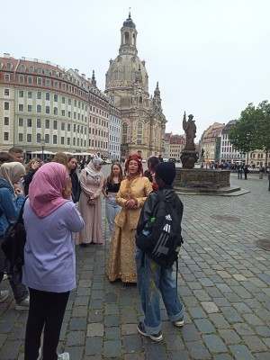 Vor der Frauenkirche