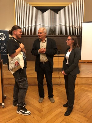 im gespraech im gespraech