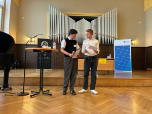 elias und nico eroeffnen den abend elias und nico eroeffnen den abend